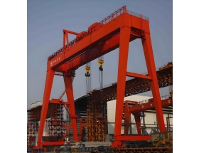 門式起重機(jī)，龍門吊